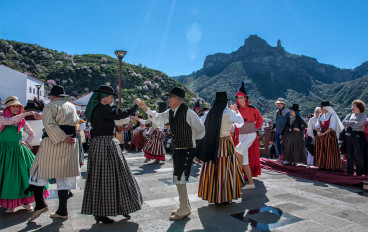 Le festival de la fleur d'amandier