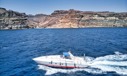 Private yacht charter - Canary Yatch